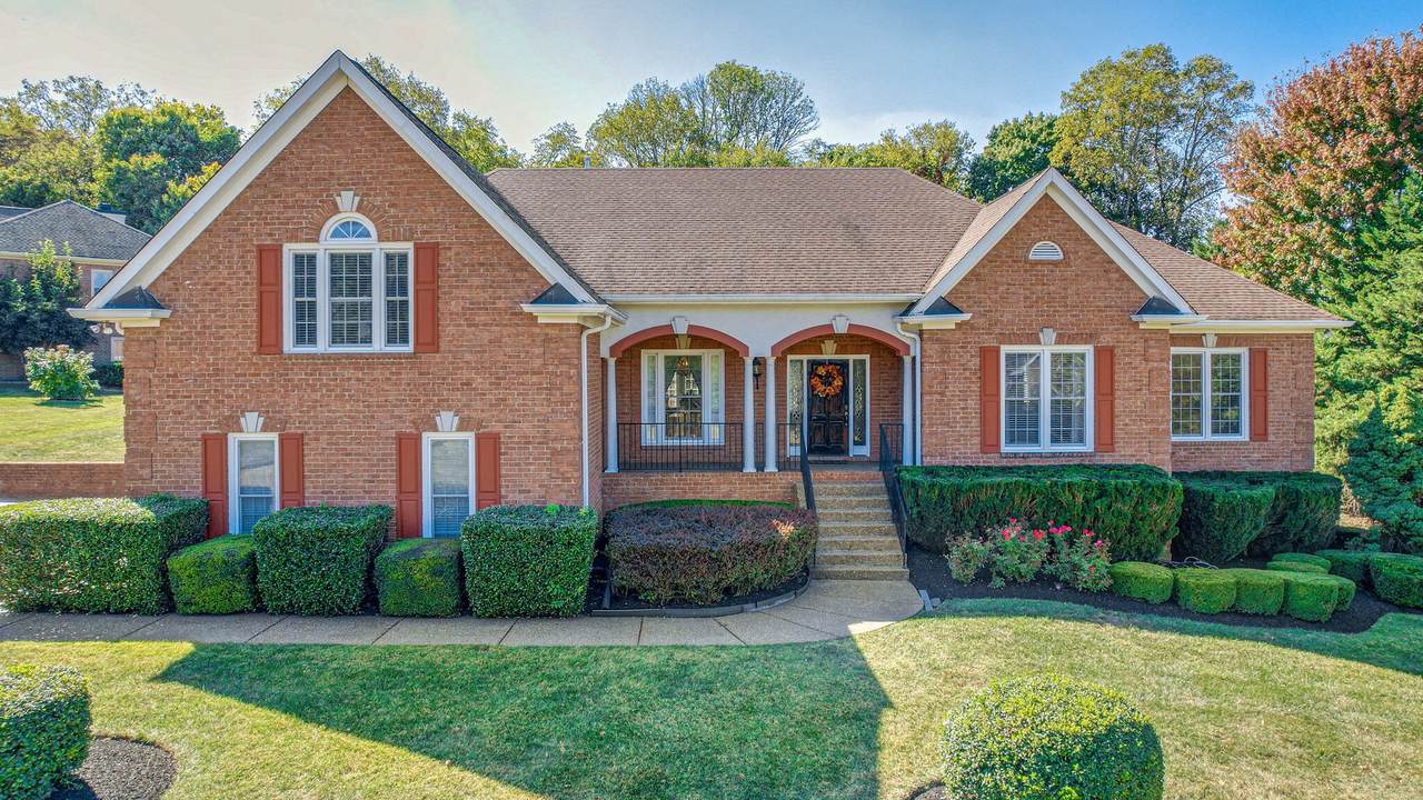305 Toddington Ct - Photo 1