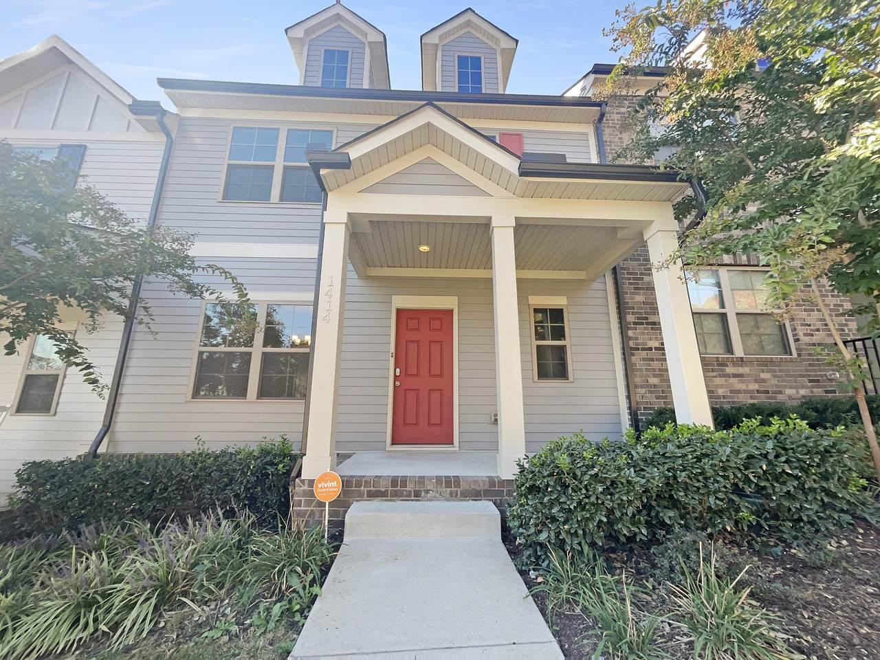 1414 Eagle View Blvd - Photo 1