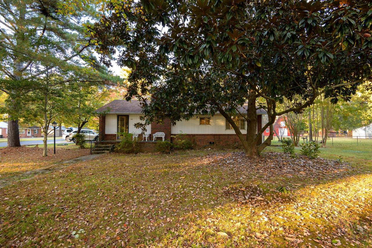 501 Westside Heights Drive - Photo 1