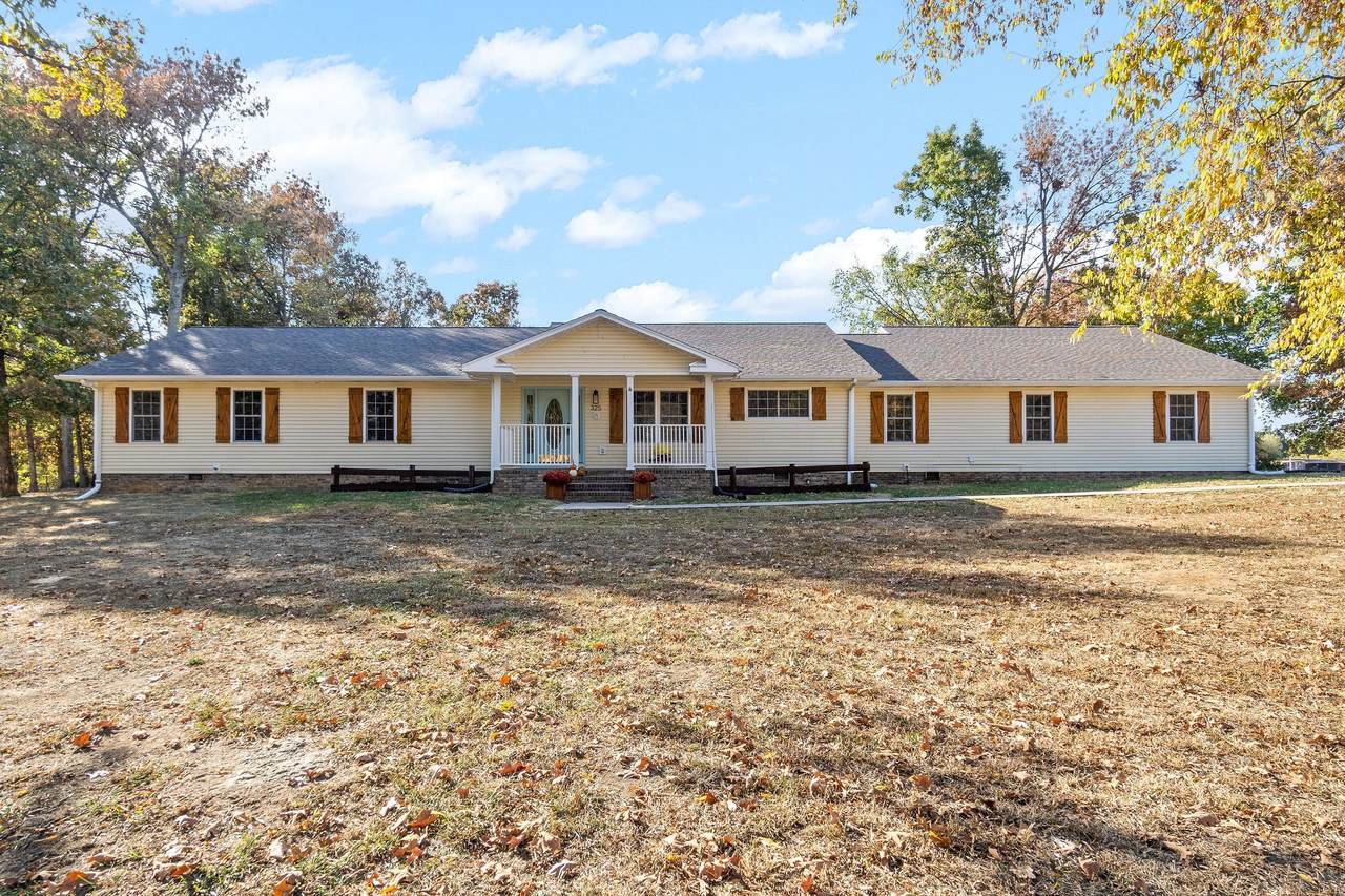 325 Beeker Rd - Photo 1