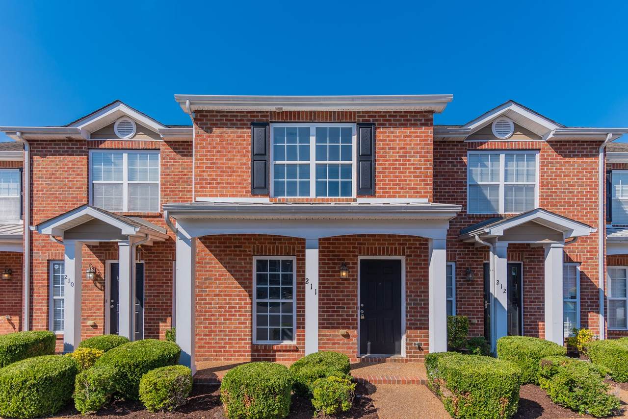 211 Stewarts Landing Cir - Photo 1