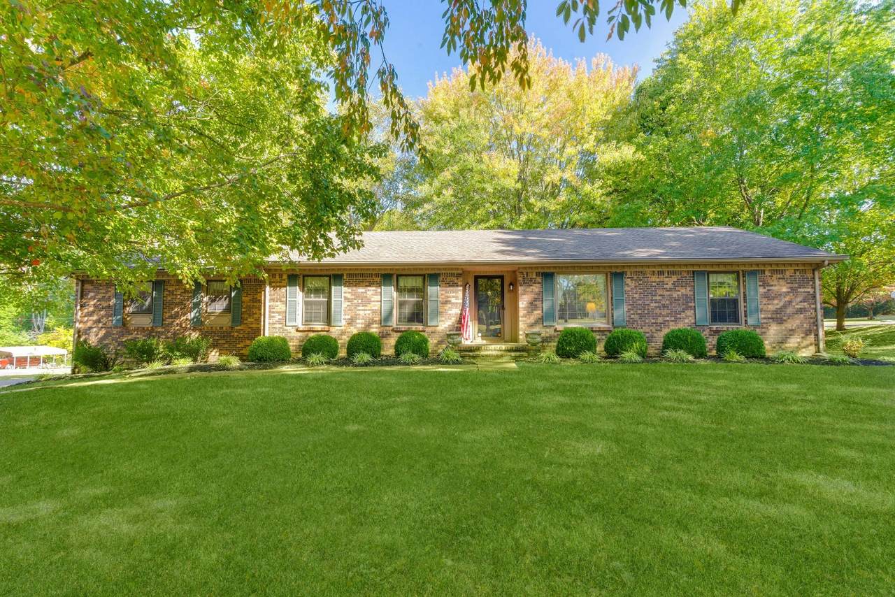 308 Mosley Dr - Photo 1