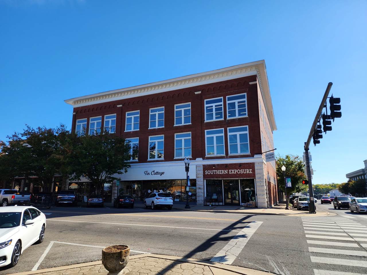 803 S Garden St - Photo 1
