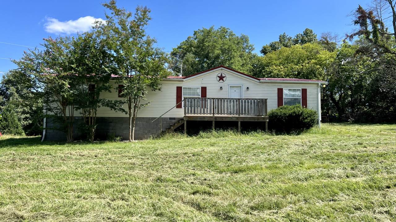 5629 Buzzard Creek Rd - Photo 1