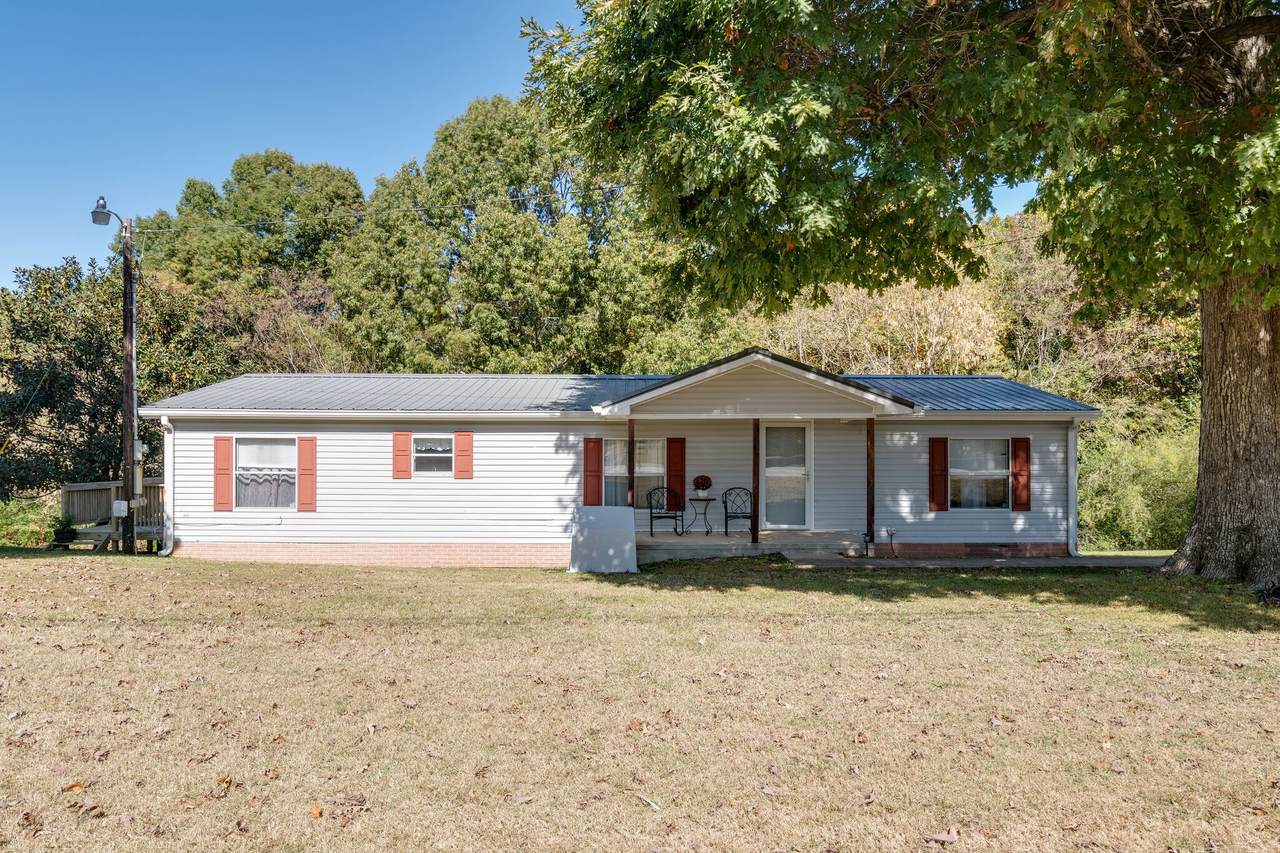 1407 Summertown Hwy - Photo 1
