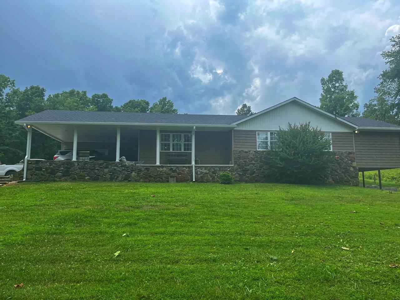 961 Herbert Gallian Dr - Photo 1