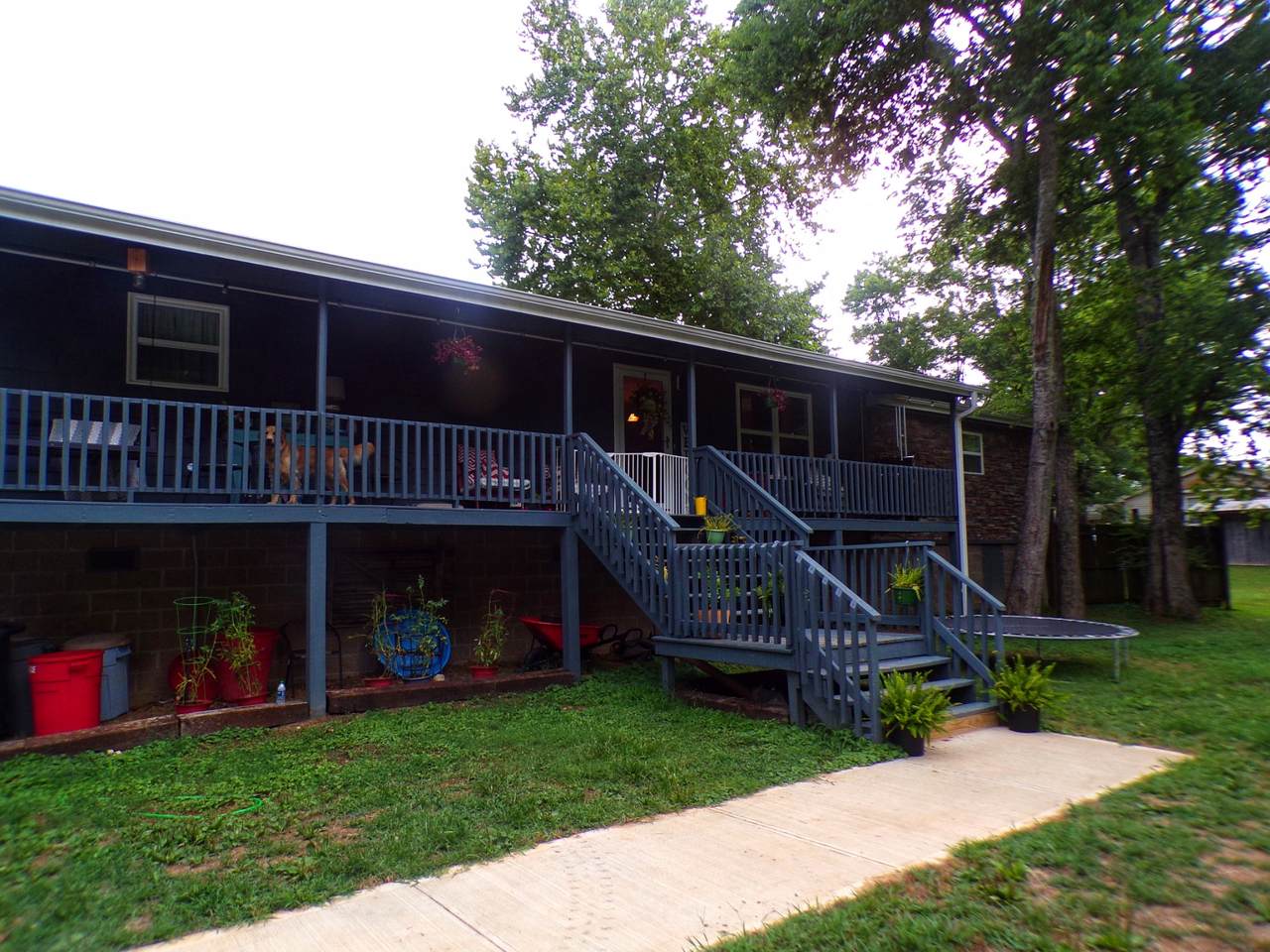 139 E Frank Boyd St - Photo 1