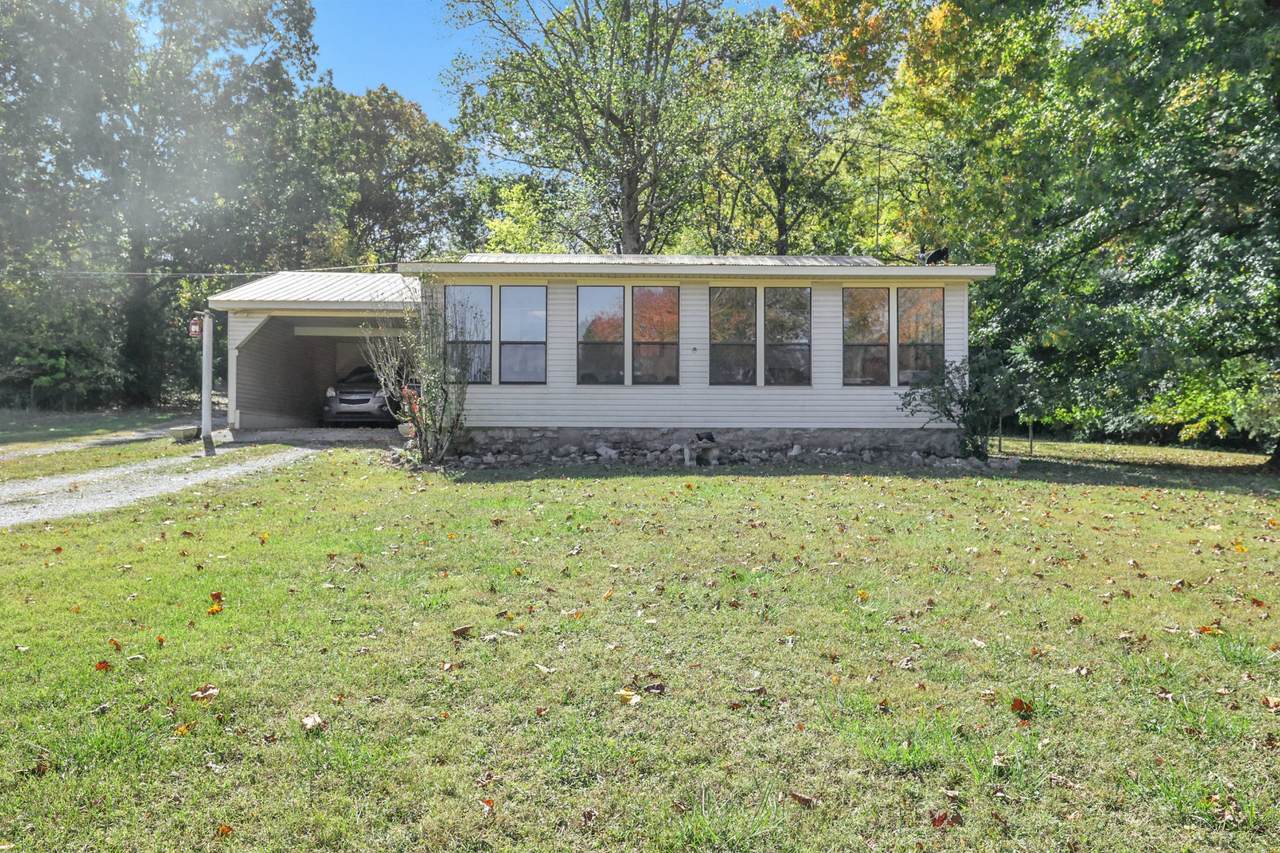 305 Buzzard Cave Rd - Photo 1