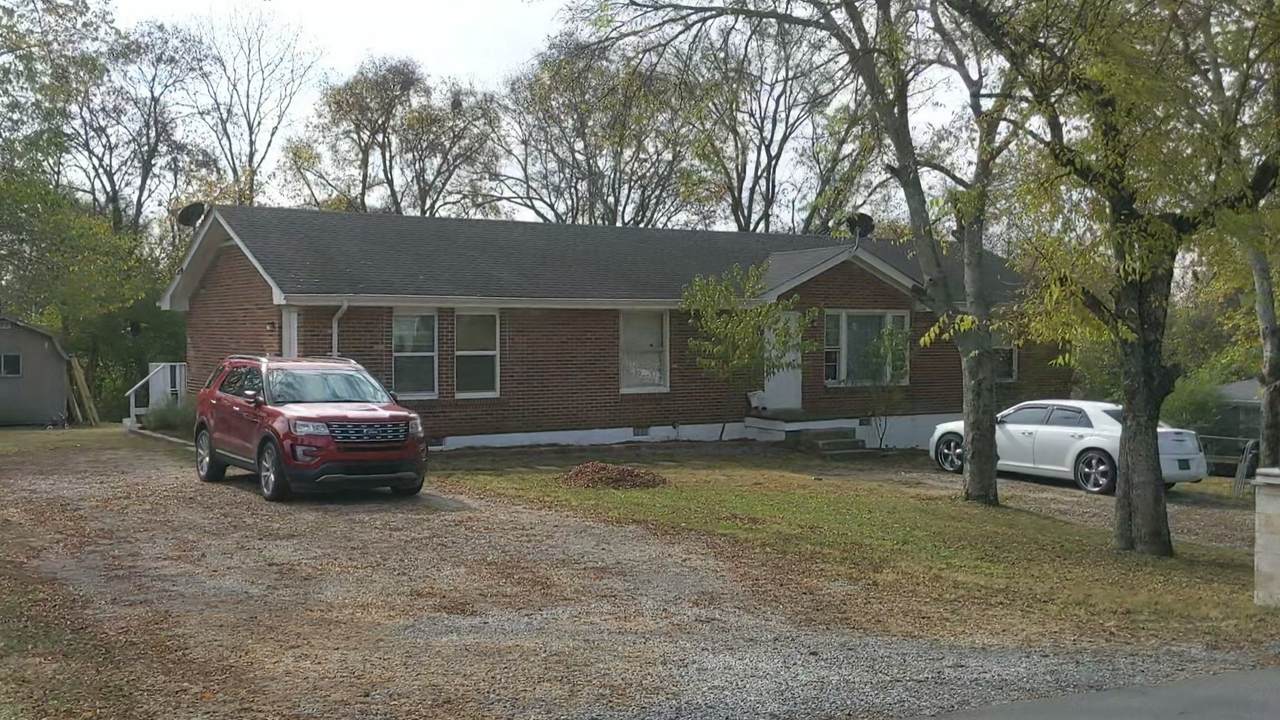 700 Blackstone Ave - Photo 1