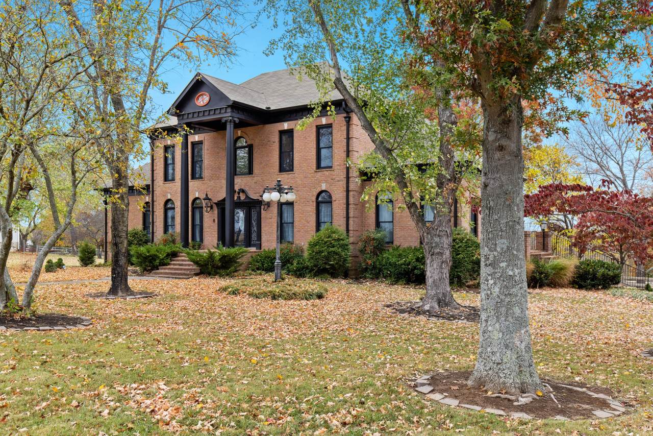 1602 Stop 30 Rd - Photo 1