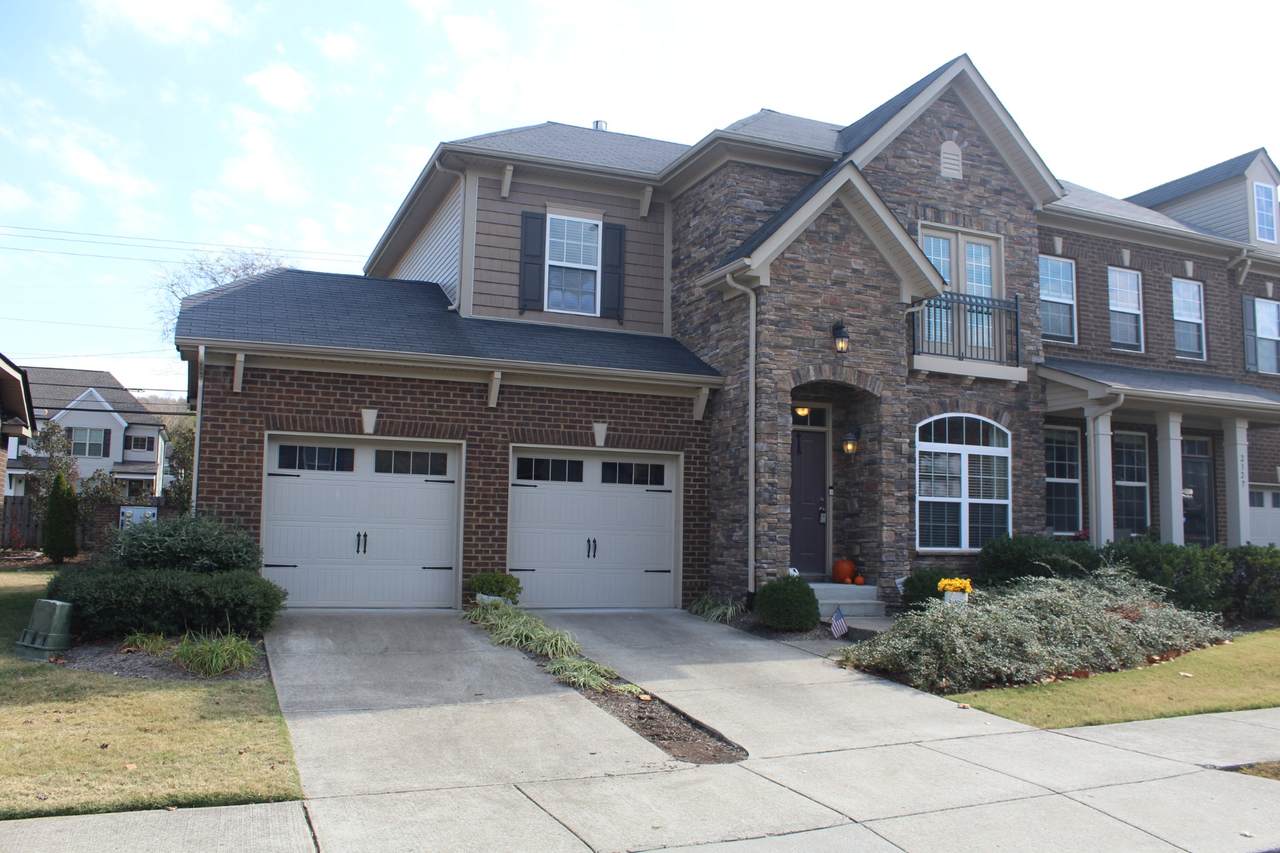 2325 Traemoor Village Pl - Photo 1