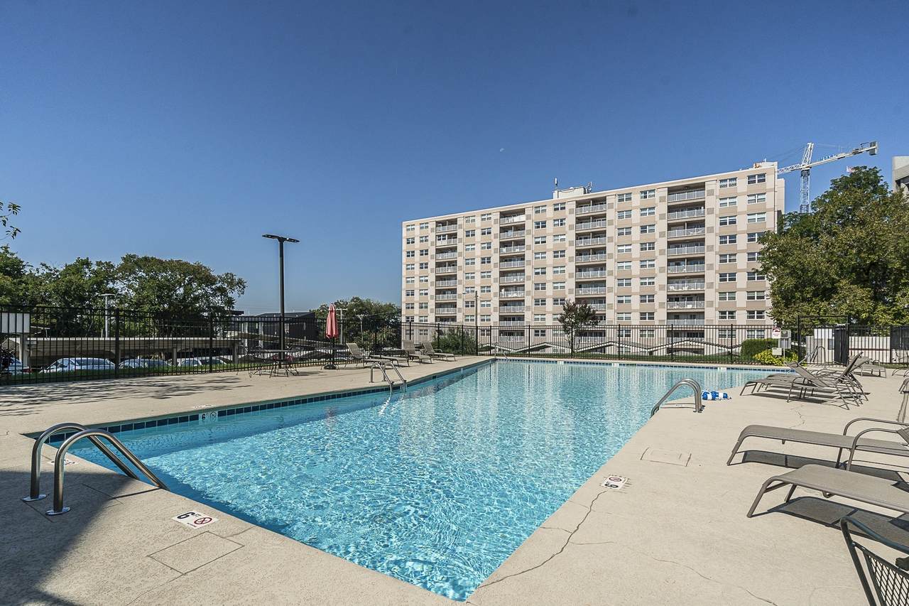3415 West End Ave - Photo 1