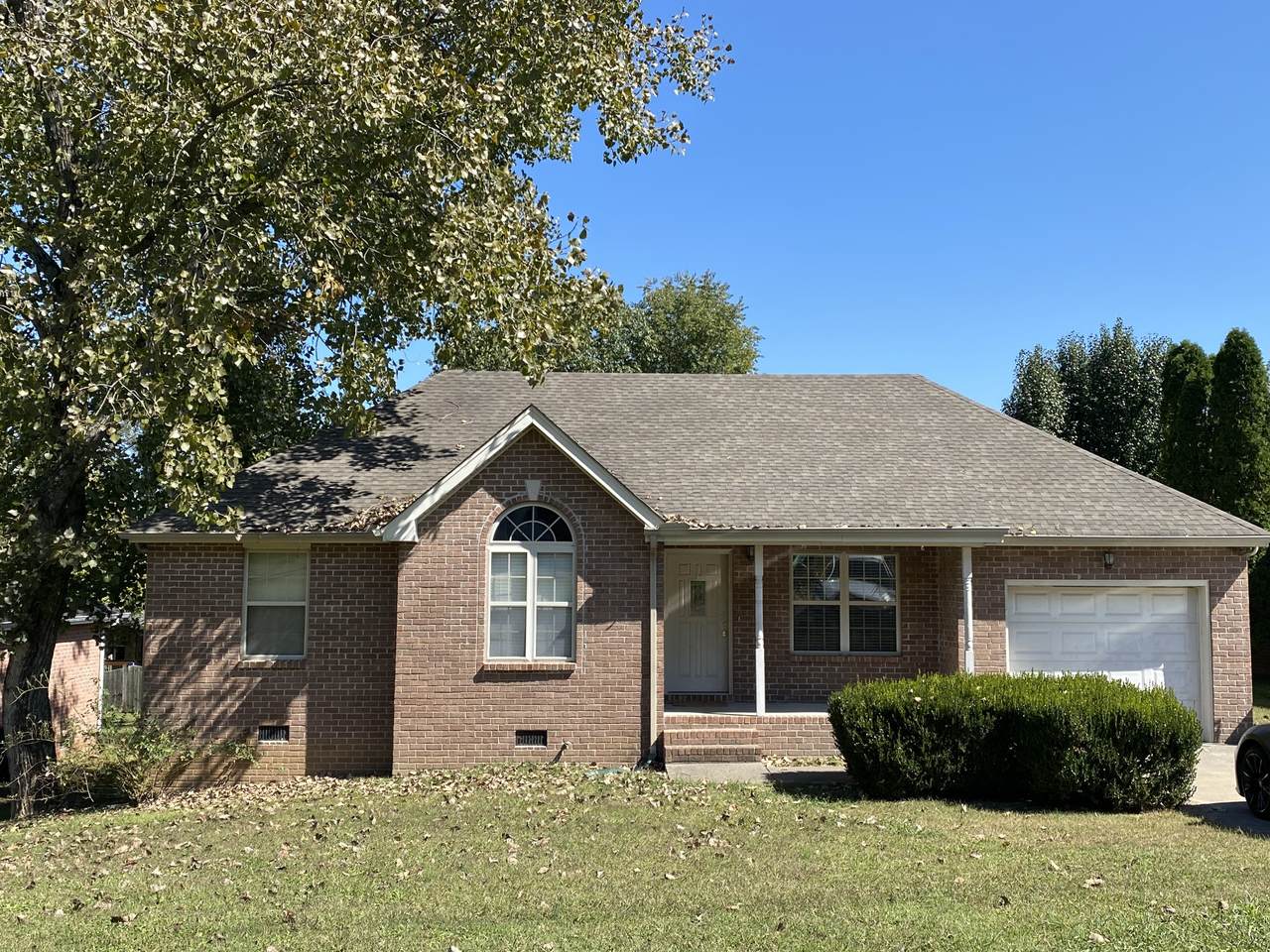 110 Sunset Cir - Photo 1