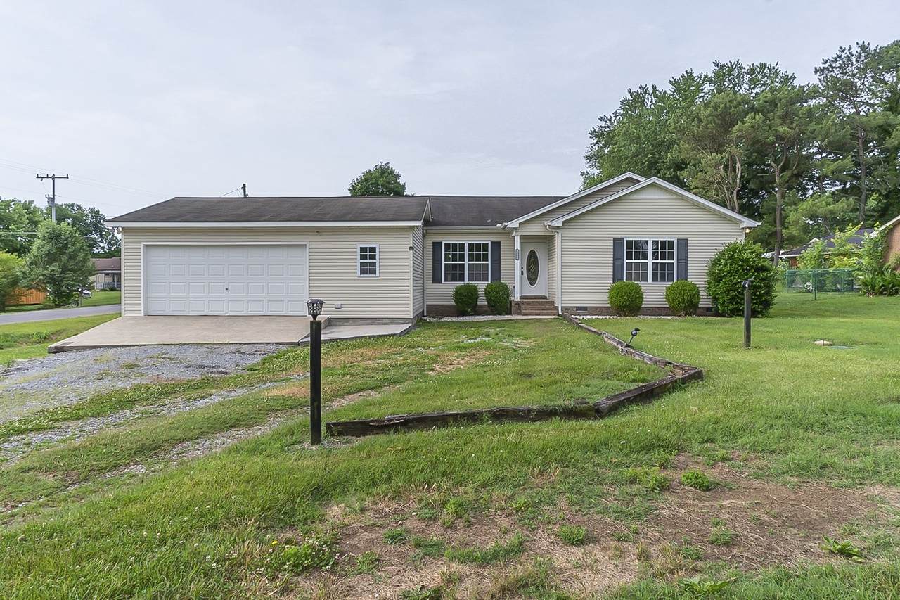 1501 Calvert Ct - Photo 1