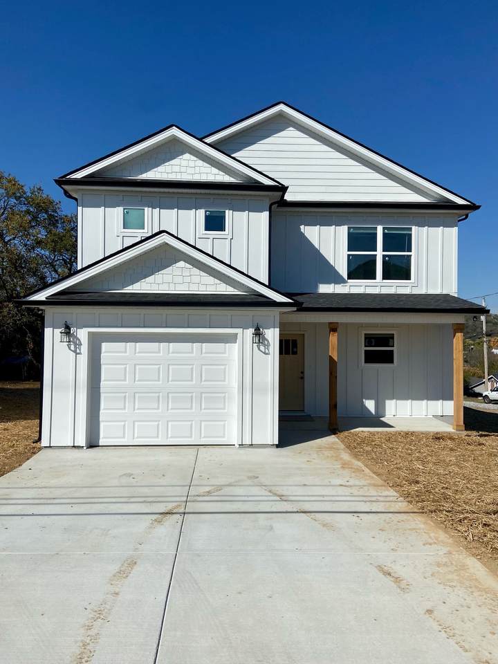 202 Summitt St - Photo 1