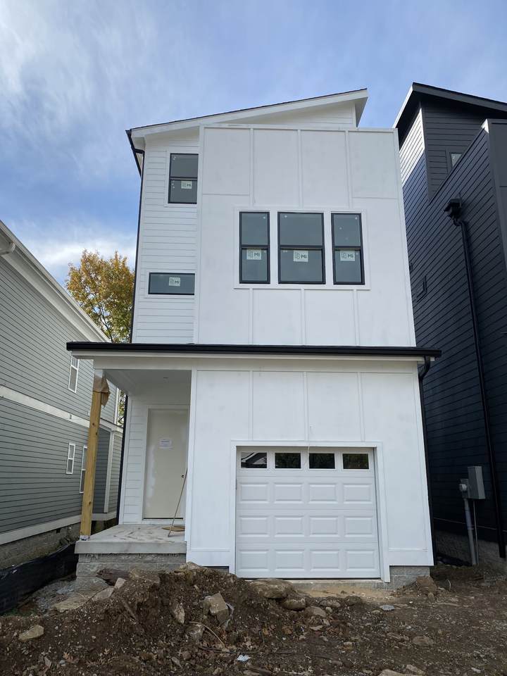409 Mcadoo Ave - Photo 1