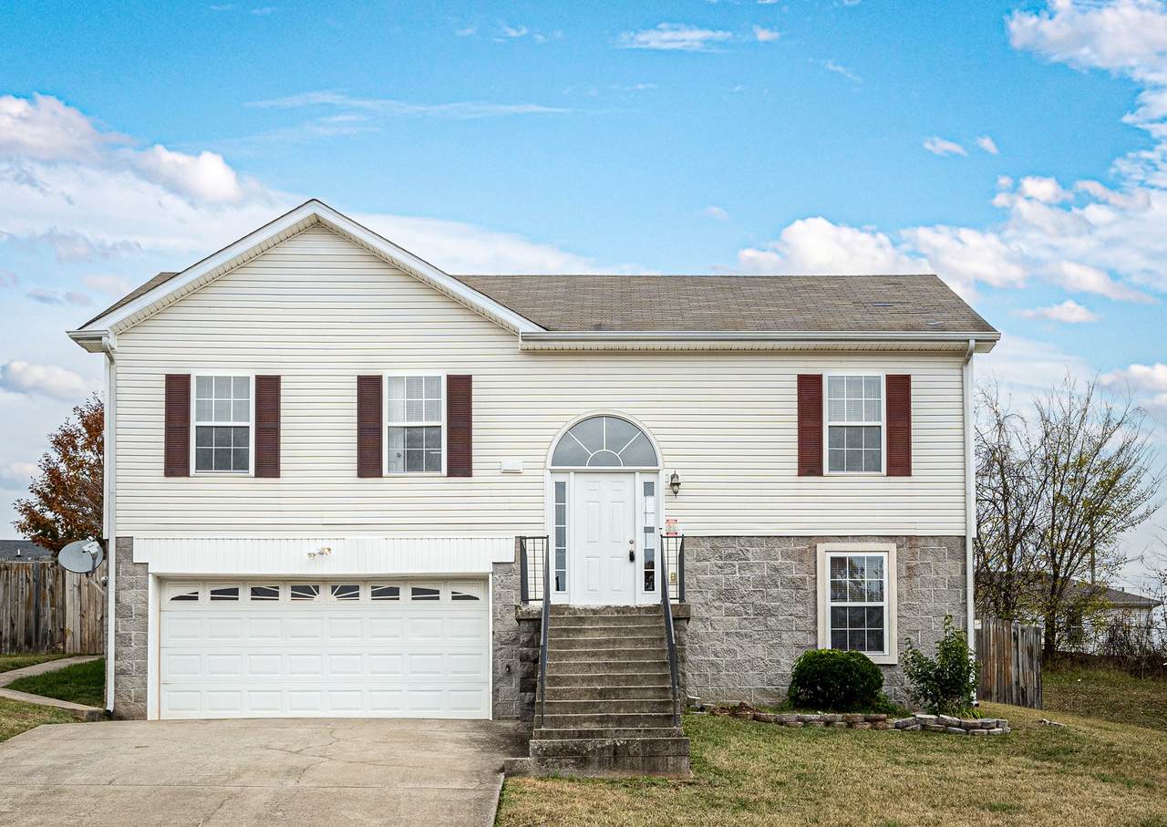 1011 Granny White Rd - Photo 1