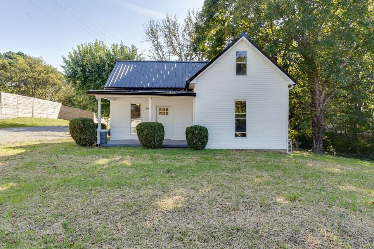 809 5th Ave - Photo 1