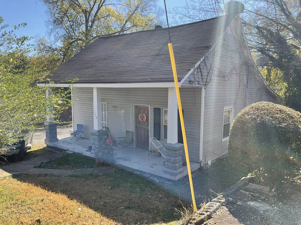 116 Brownlow St - Photo 1