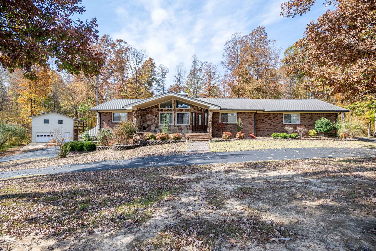 1549 Bunches Chapel Rd - Photo 1