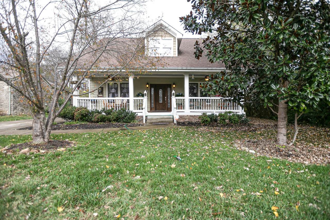 121 Jennings St - Photo 1