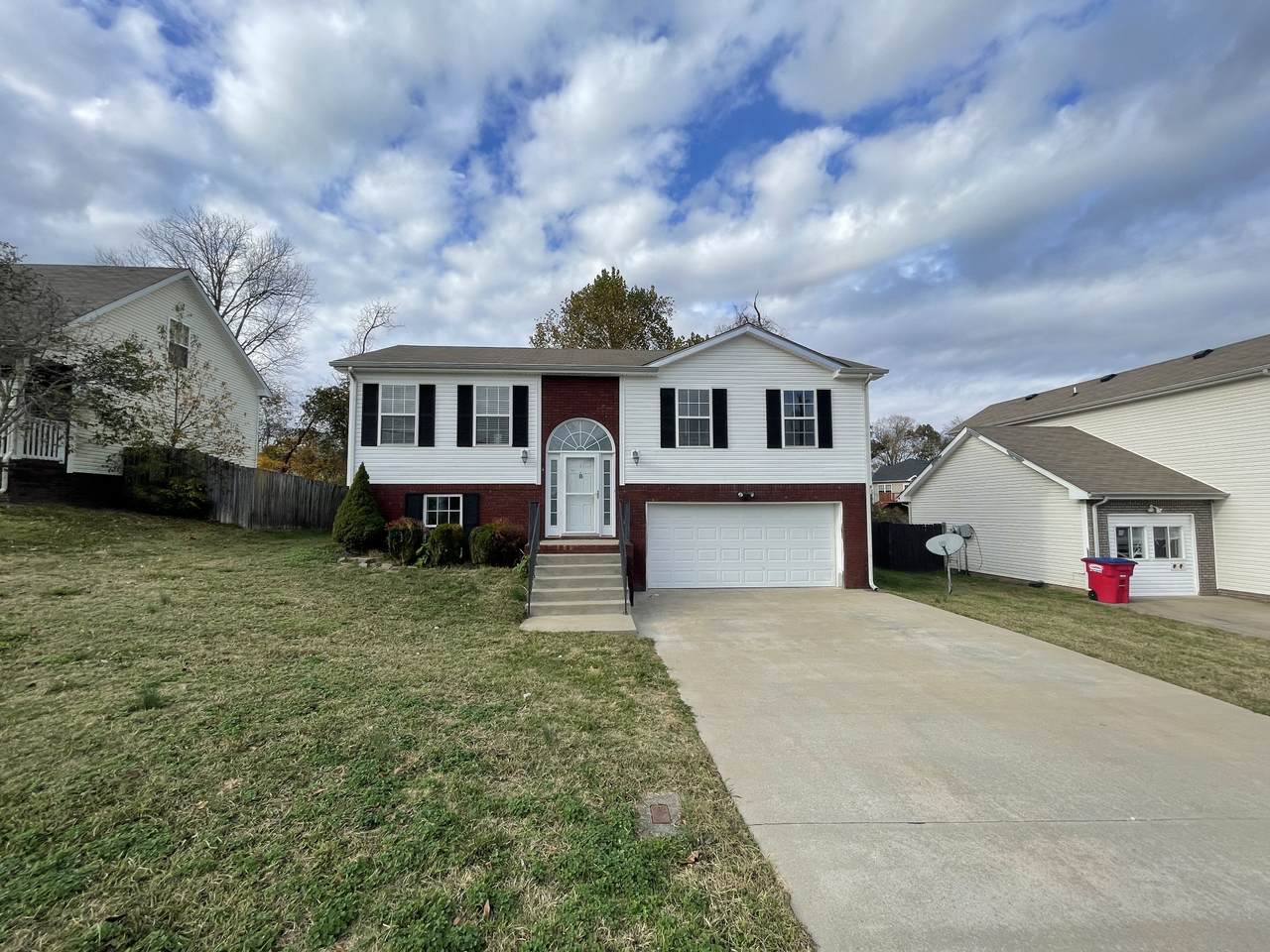 3137 Little Grove Ln - Photo 1