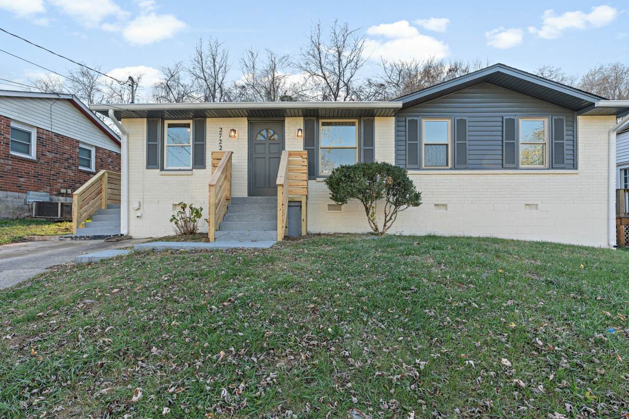 2722 Combs Dr - Photo 1