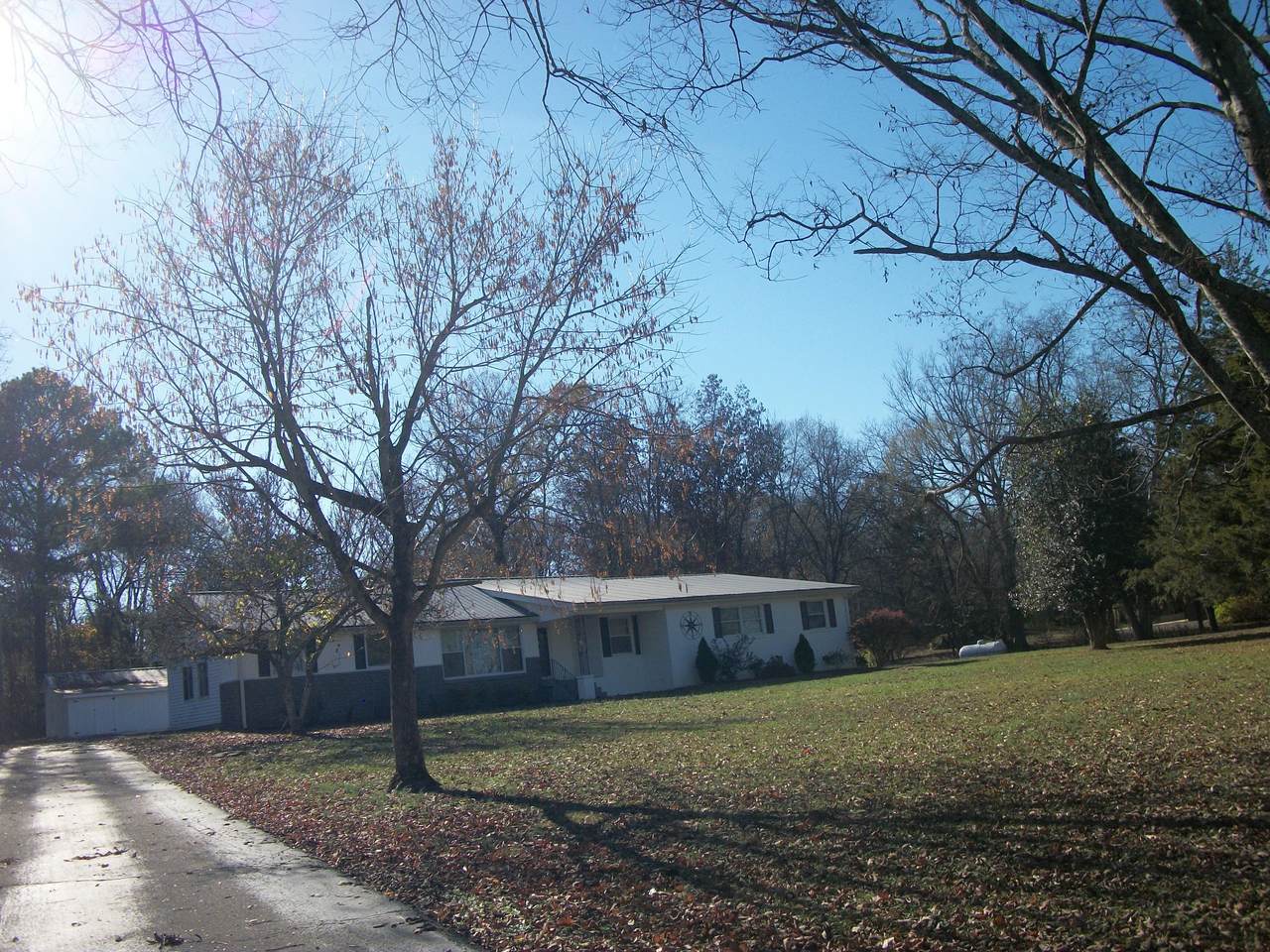 918 Phelan Dr - Photo 1