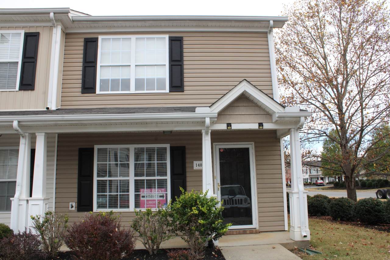 1402 Orange Ct - Photo 1
