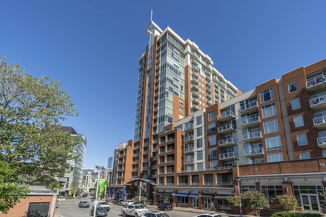 600 12th Ave - Photo 1