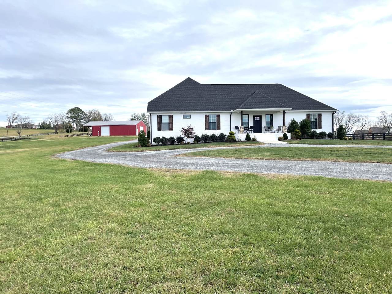 1007 Liberty Ln - Photo 1