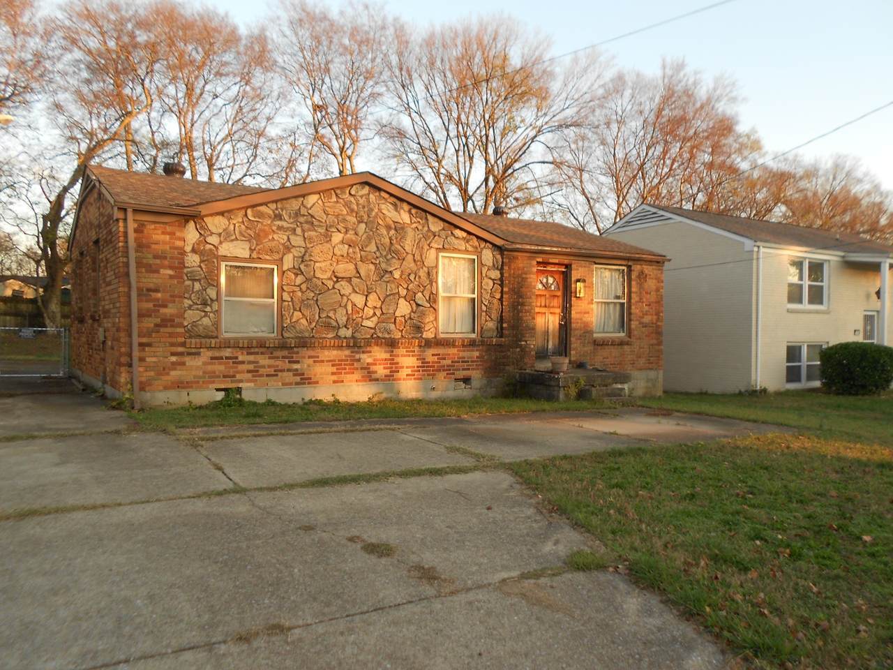 3232 Mexico Dr - Photo 1