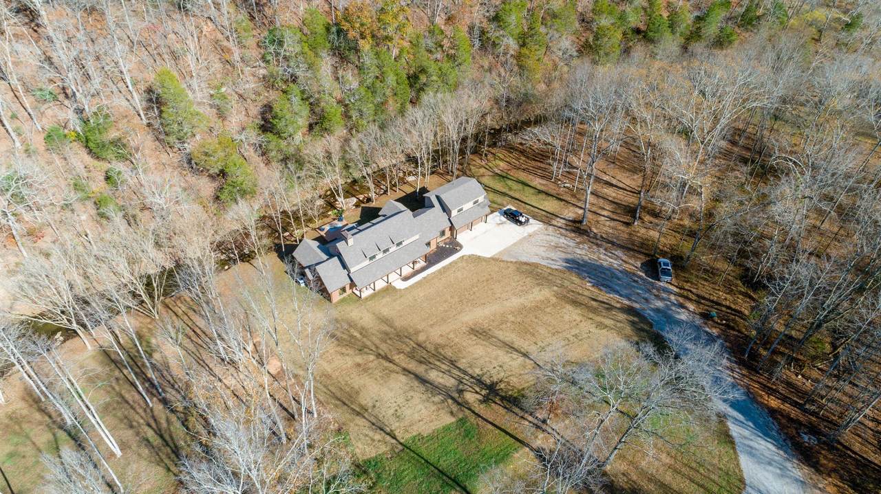 569 Glenn Springs Rd - Photo 1