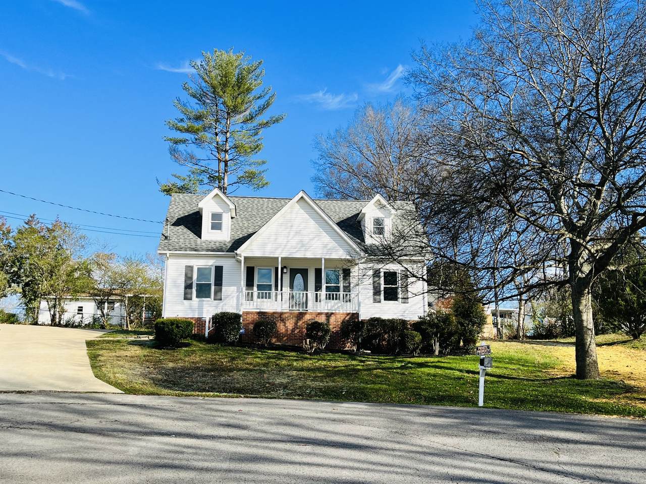 182 Tyne Rd - Photo 1