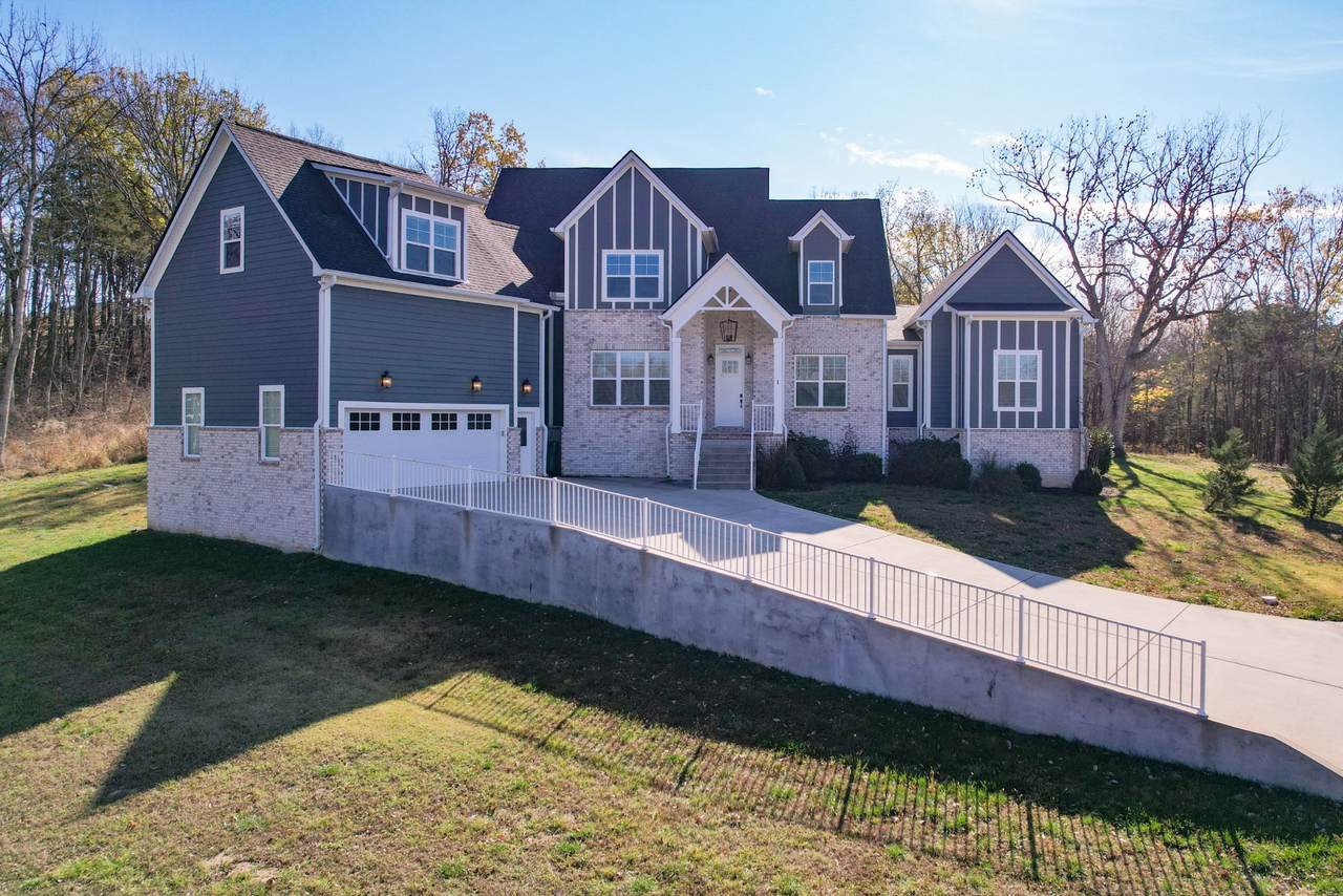 1 Kingsbury Ct - Photo 1