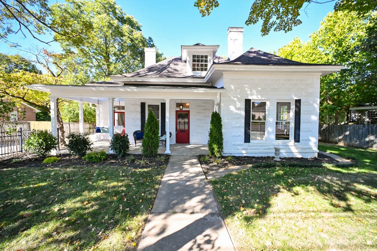239 E Spring Street - Photo 1