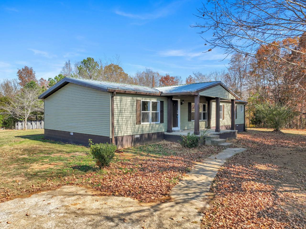 6575 Brown Hollow Rd - Photo 1