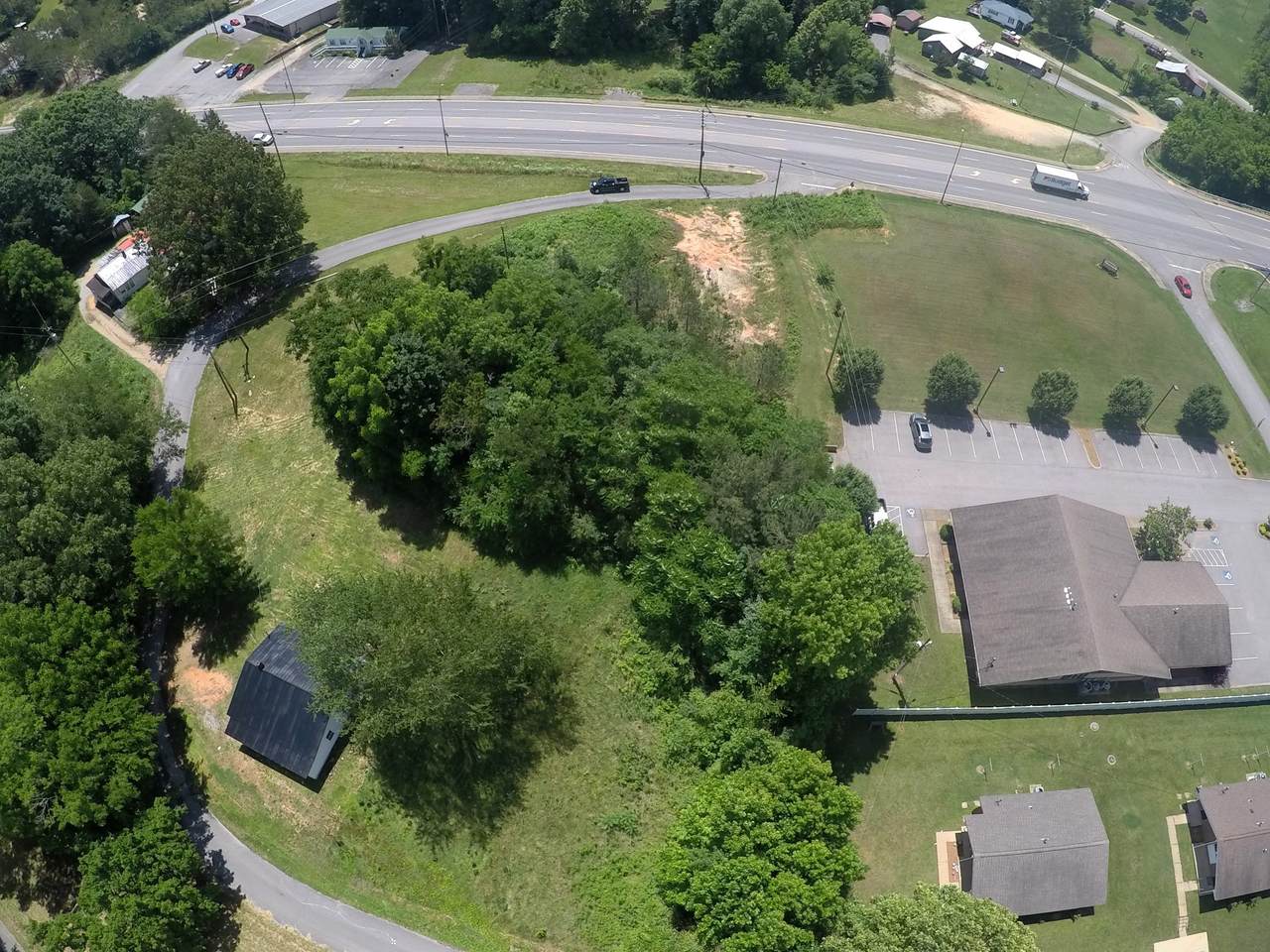 40 Hill St - Photo 1