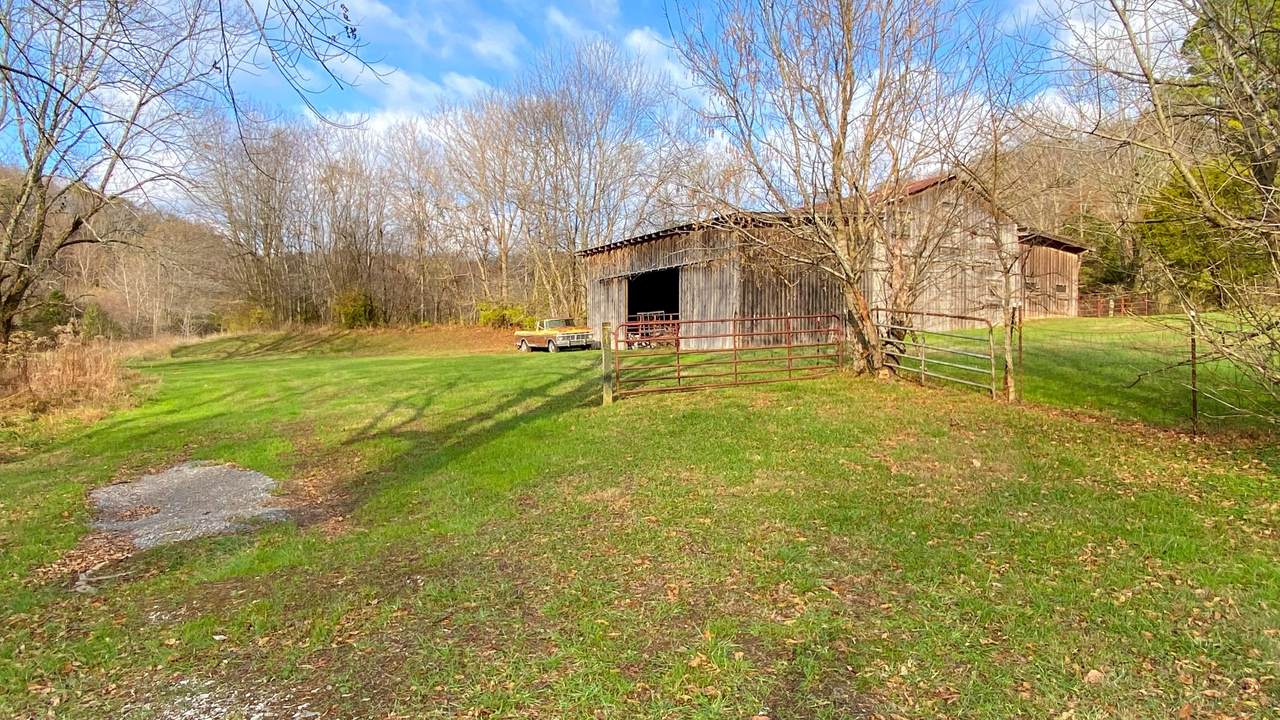 650 Lindsey Hollow Rd - Photo 1