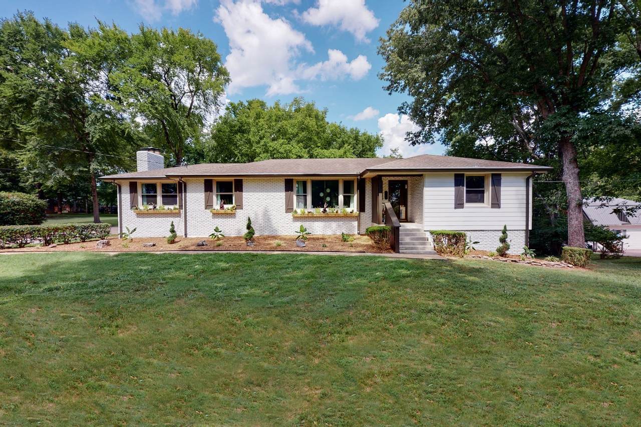 157 Cherokee Rd - Photo 1