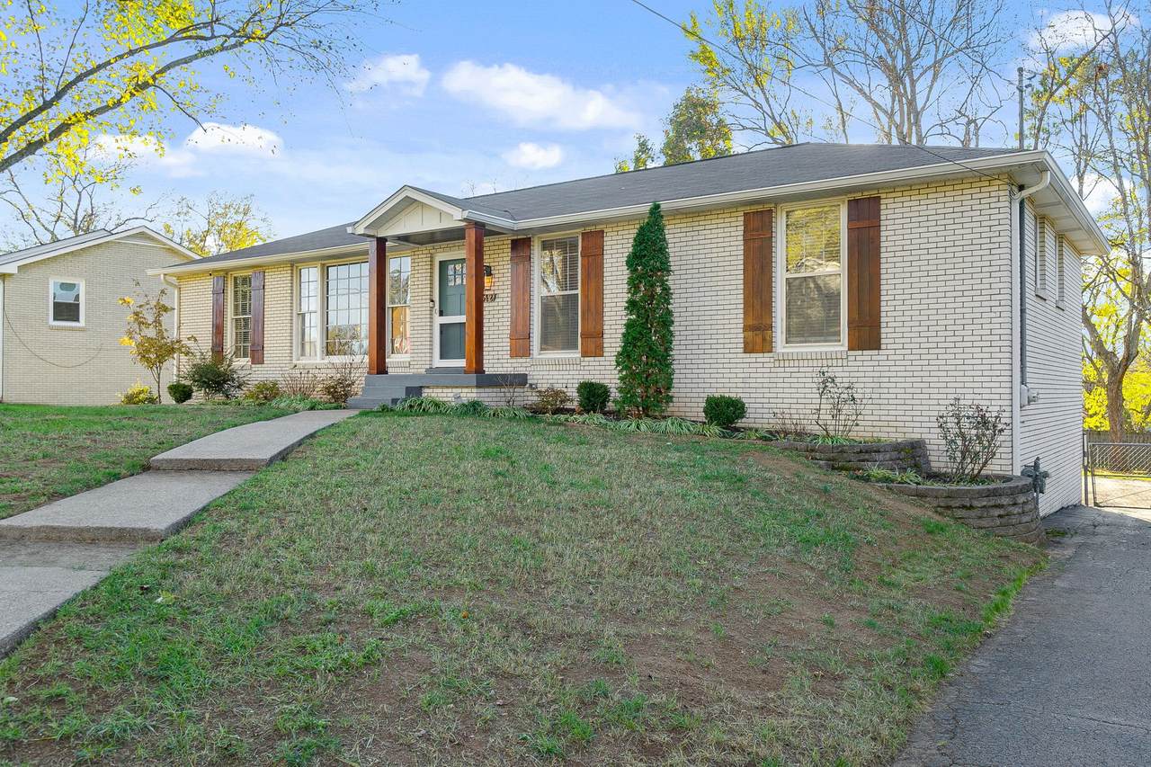5127 Brucewood Dr - Photo 1