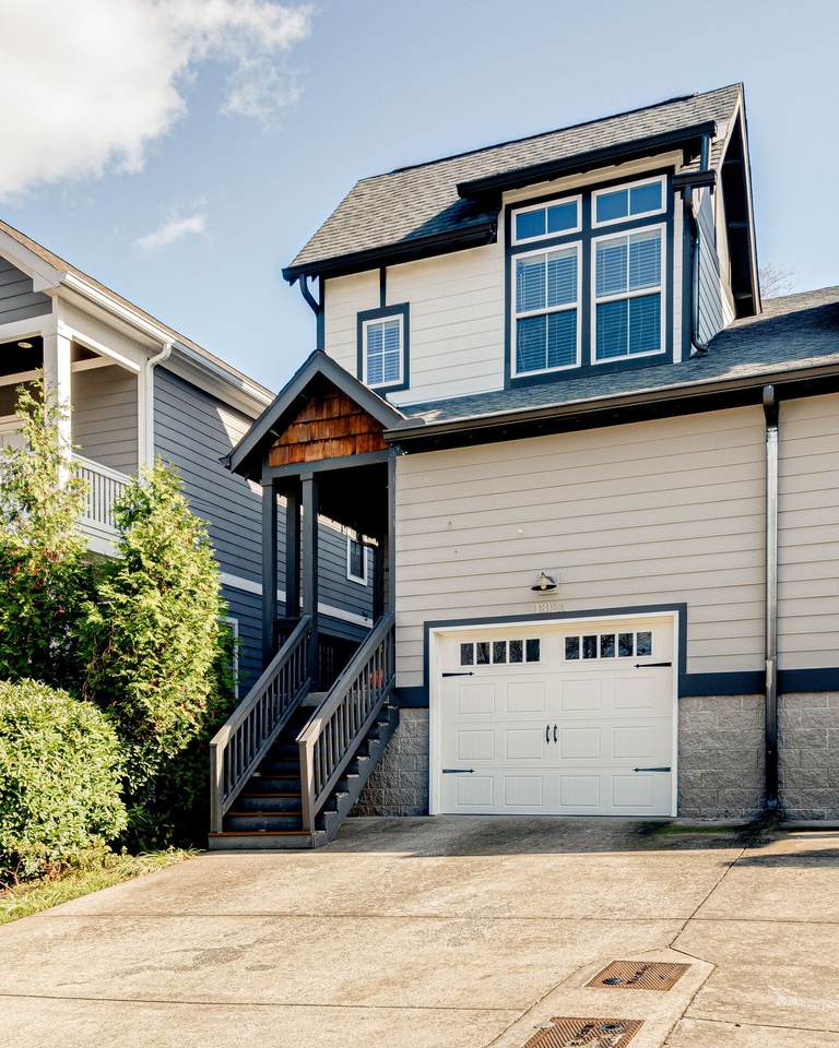 1312 Pillow St - Photo 1