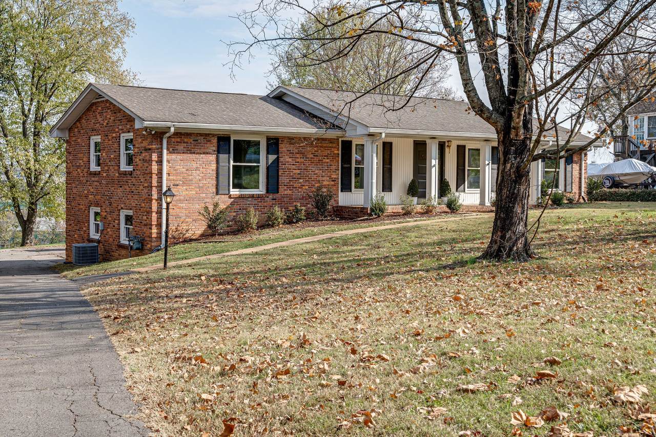 4010 Moss Rose Dr - Photo 1