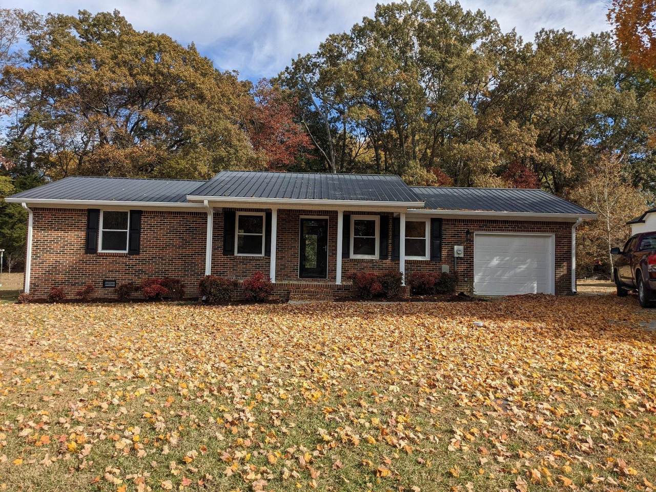 148 Shawna Ln - Photo 1