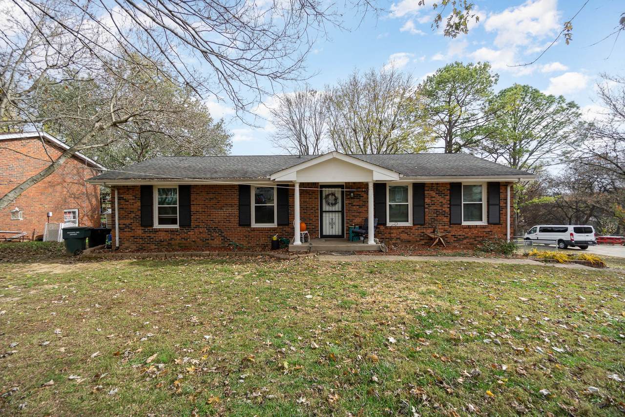 513 Saint Paul Dr - Photo 1