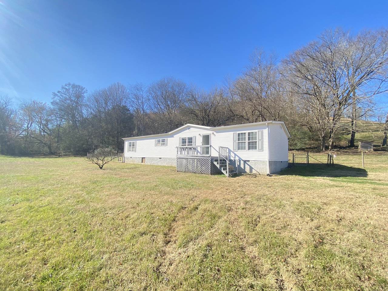 599 Defeated Creek Hwy - Photo 1