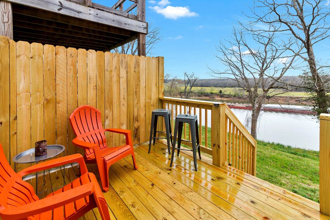 935 Kingsbury Dr - Photo 1