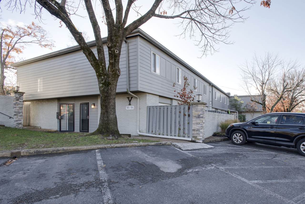 1900 Richard Jones Rd - Photo 1