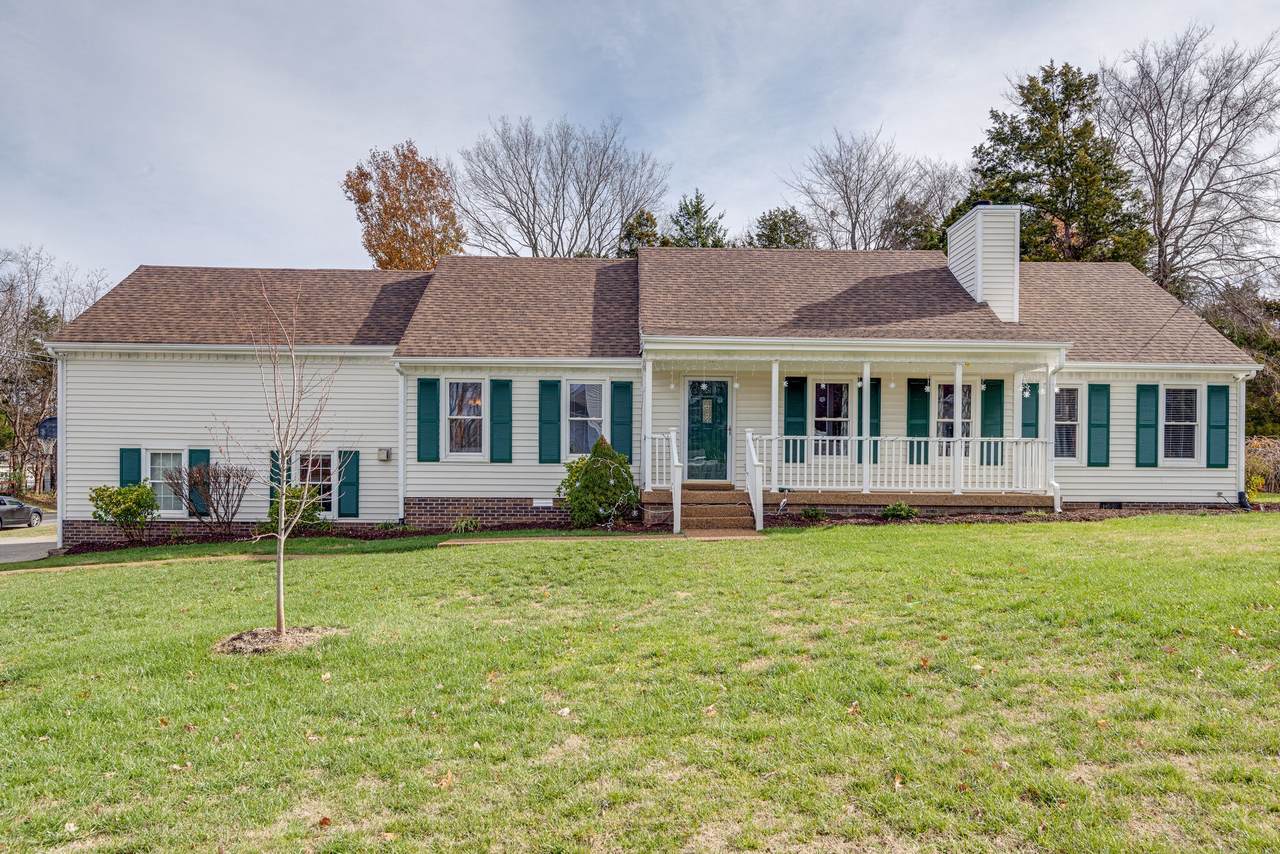 1246 Countryside Rd - Photo 1