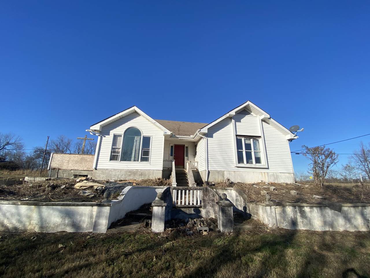 115 Hickory Dr - Photo 1